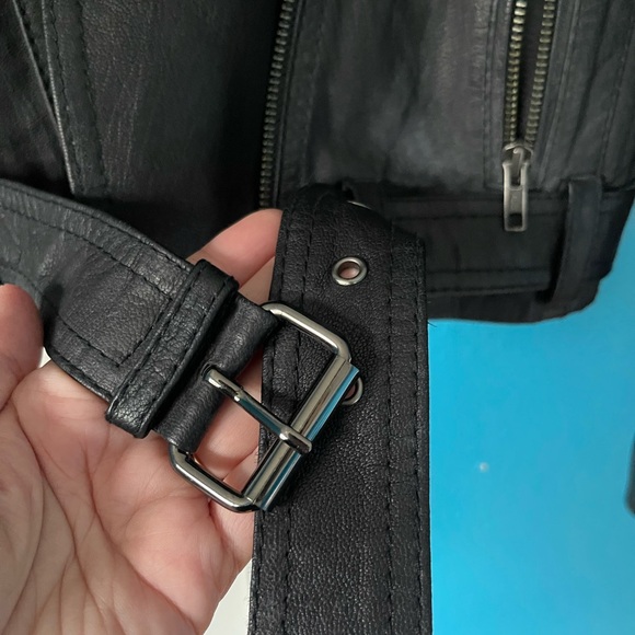 Kivari Leather Shearling Moto Jacket - Picture 5 of 9